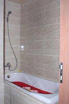 Rivavi Kuta Beach Hotel Легиан Экстерьер фото
